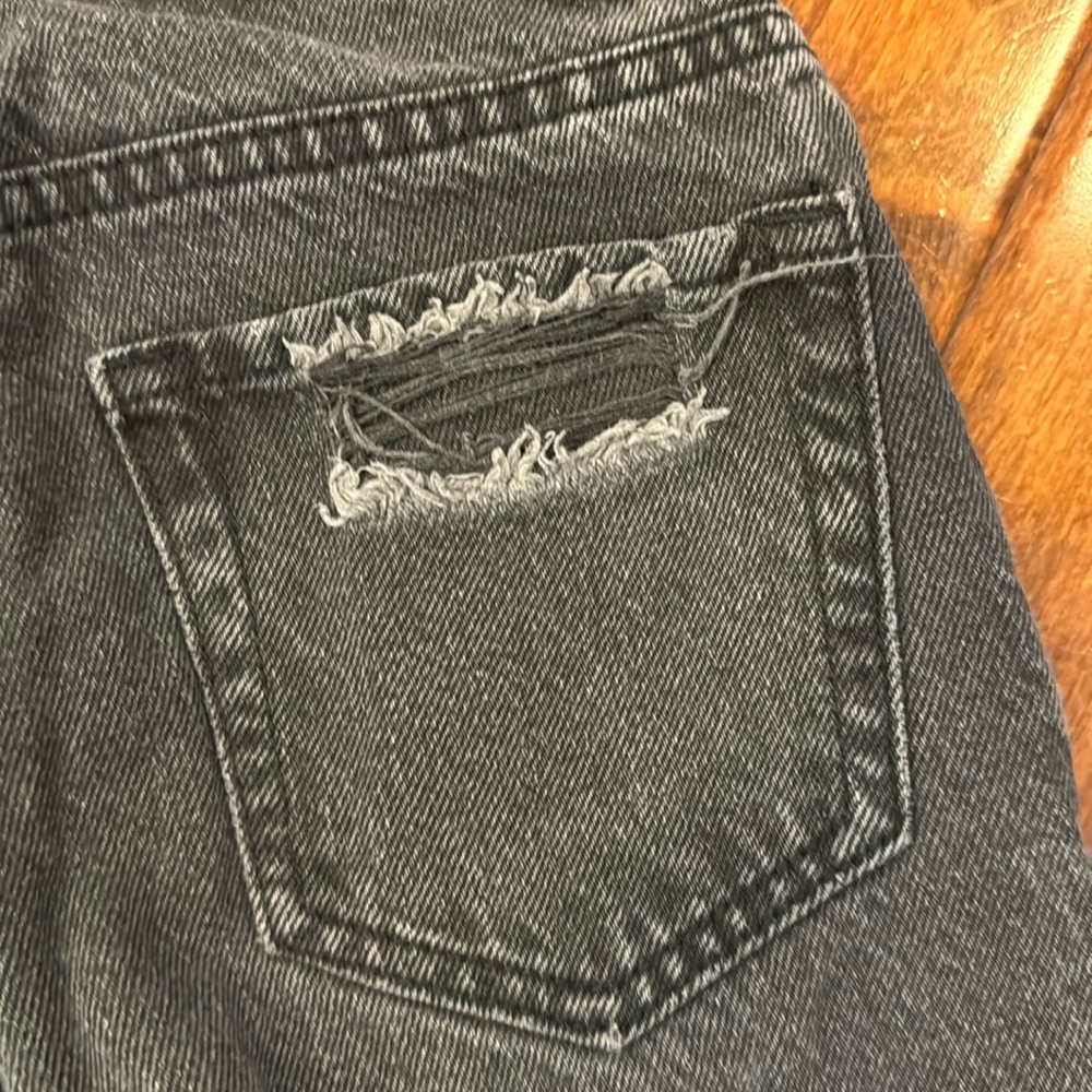 Great condition! Pac Sun women’s distressed jeans size 22.  Black. - Picture 9 of 9